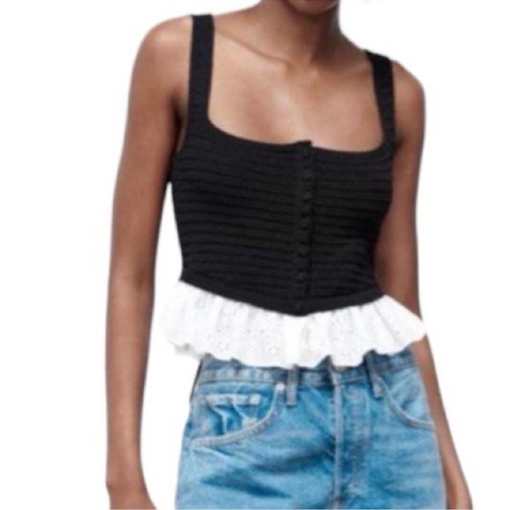 NWT tags, Zara knit cropped black and white contrast top with Eyelet ruffle